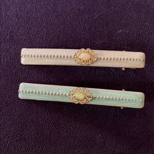 Elegant Green and Cream Hair Clips purchased in Japan. 
Never worn.